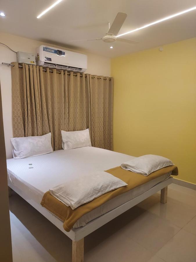 Srirangam Service Apartment Tiruchirappalli المظهر الخارجي الصورة
