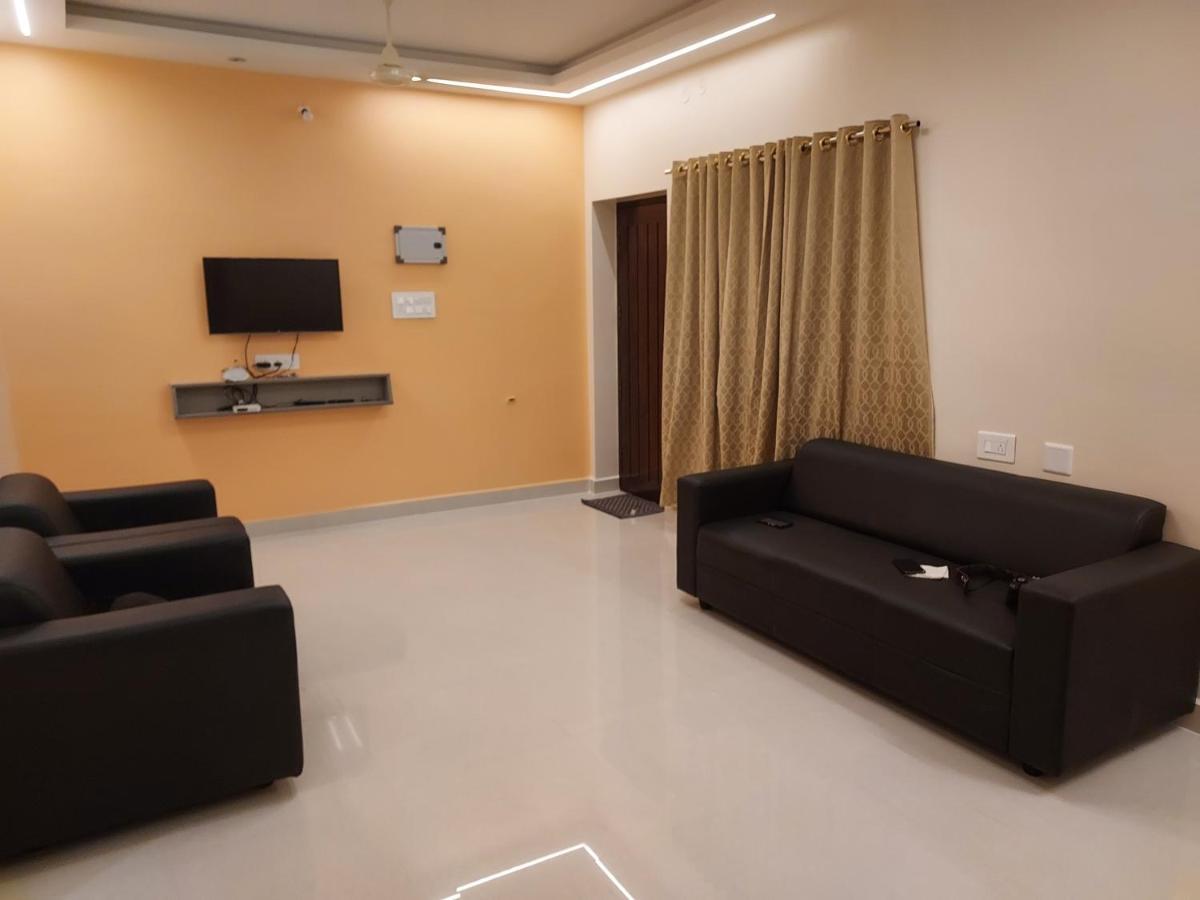 Srirangam Service Apartment Tiruchirappalli المظهر الخارجي الصورة