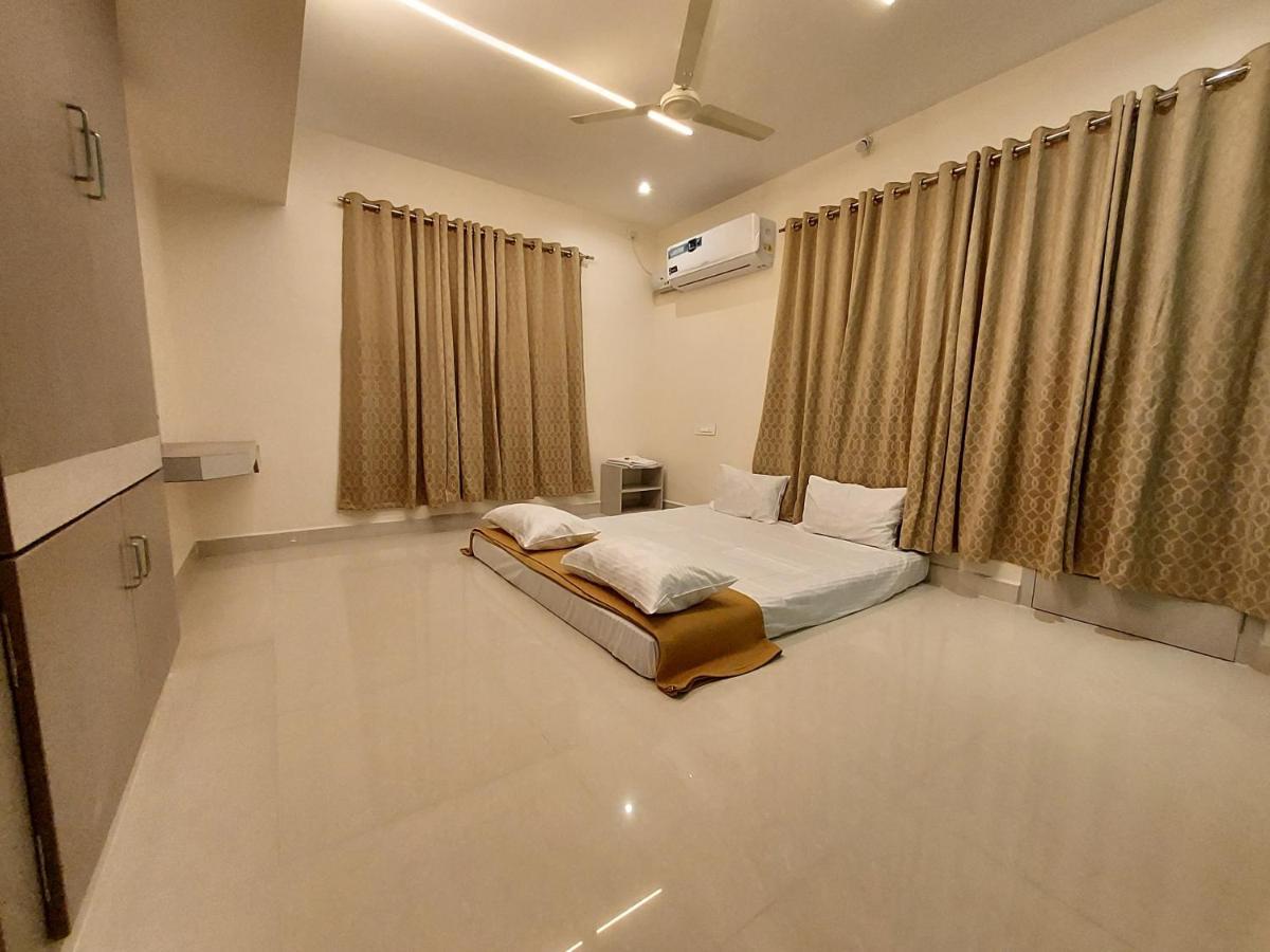 Srirangam Service Apartment Tiruchirappalli المظهر الخارجي الصورة